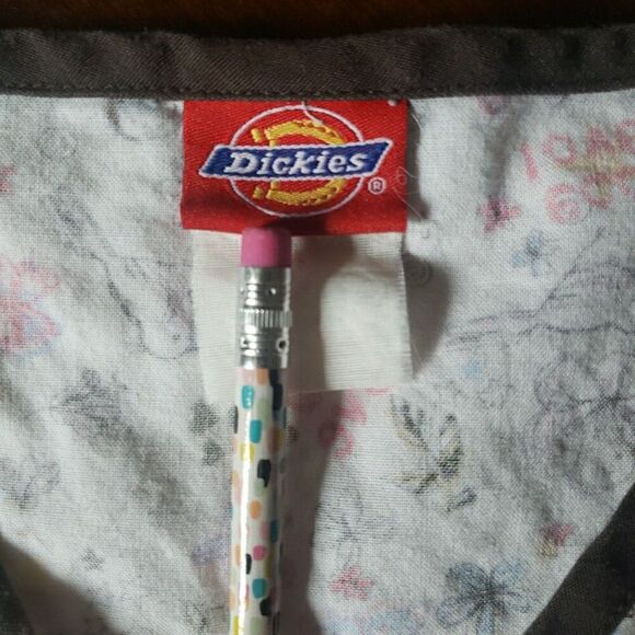 Dickies Scrub Top Flowers Bird Coquette Scrubs Medical Vet Dental Women Size UNK - Picture 2 of 9